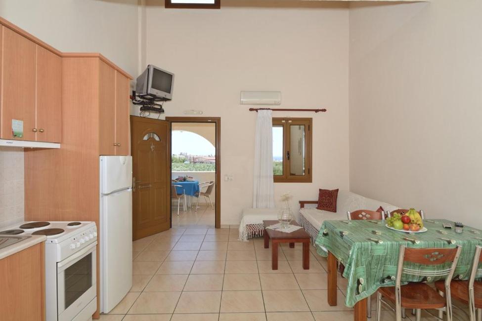 Stoúpa Markos Apartments 3 מראה חיצוני תמונה